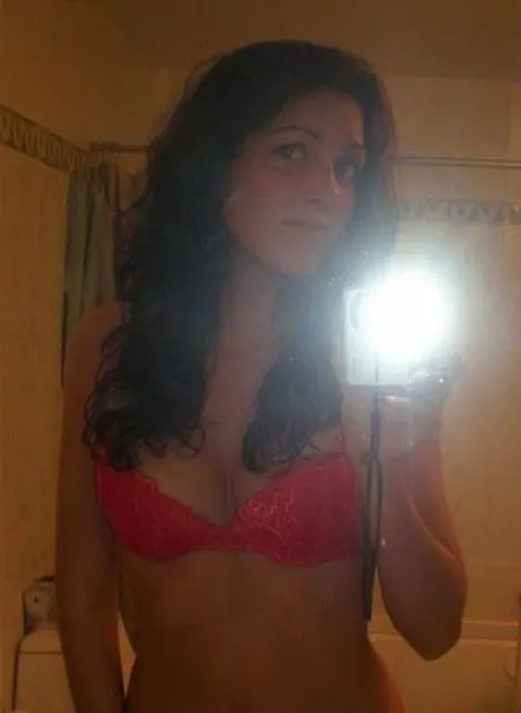 Lilian19 image 0